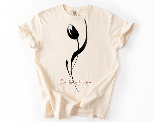 Ivory t-shirt with peace graphic – peace shirt