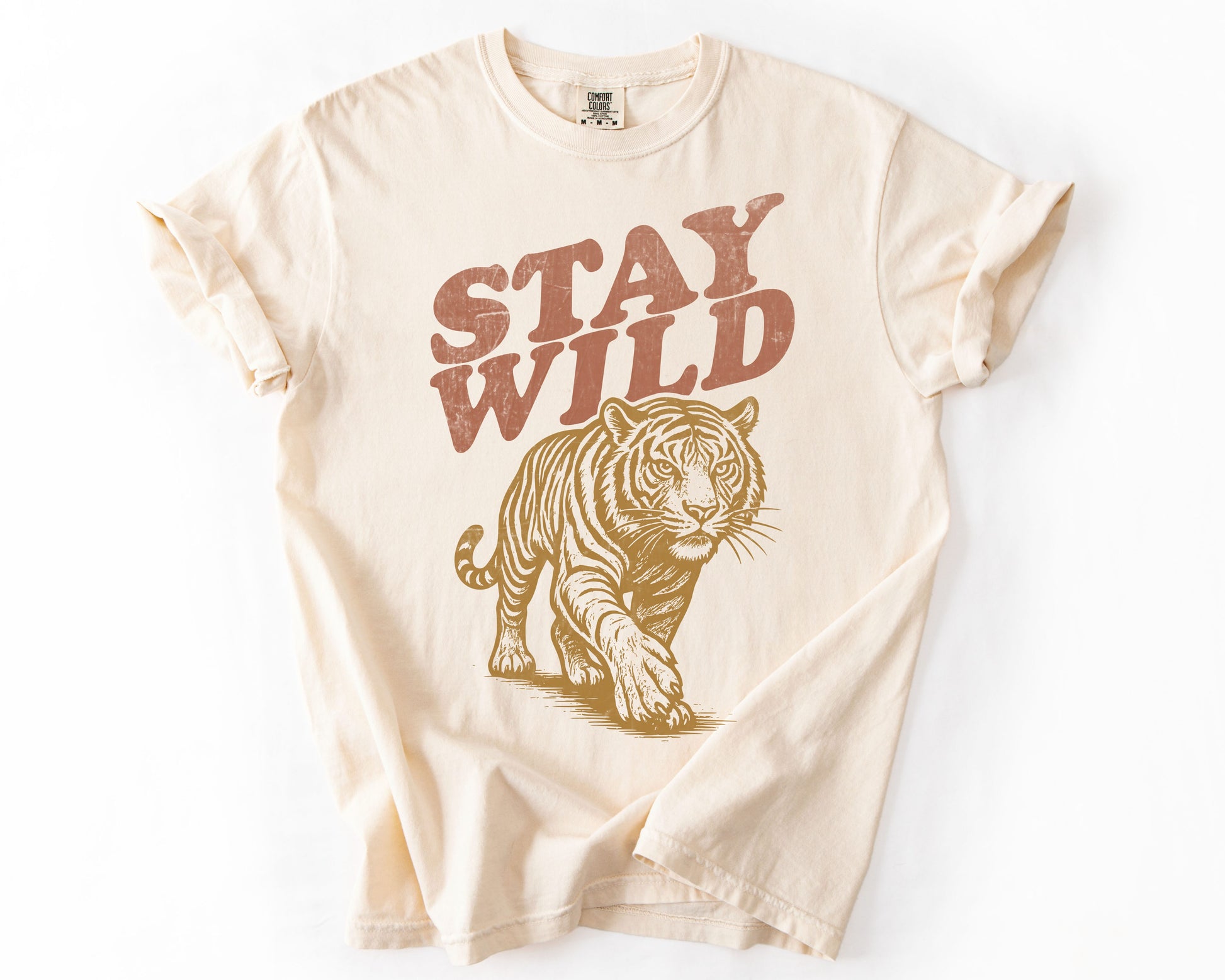 Ivory t-shirt with Stay Wild tiger graphic – feminist shirt